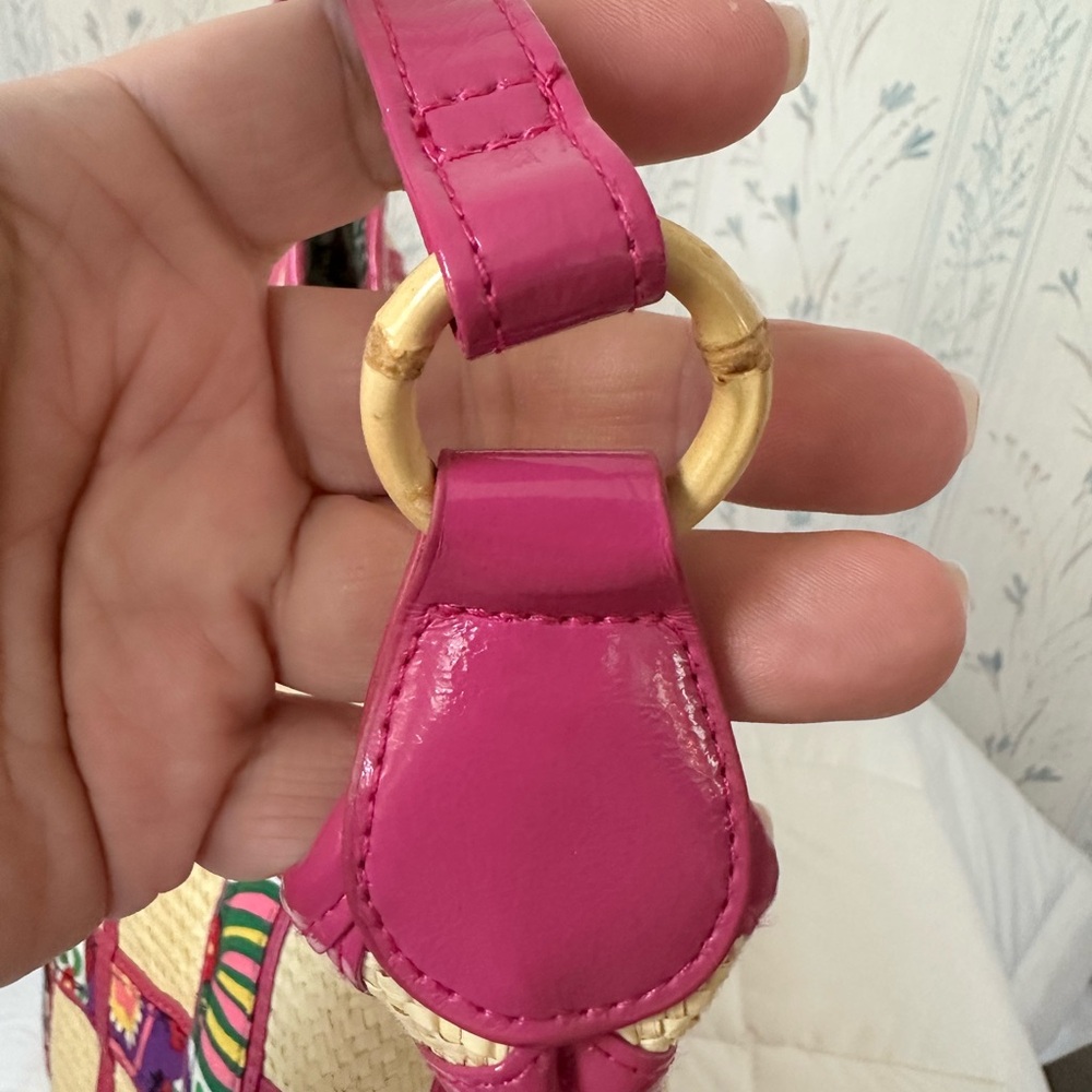 Vera Bradley Pink and Cream Shoulder Bag & Wristlet Set - Picture 8 of 16